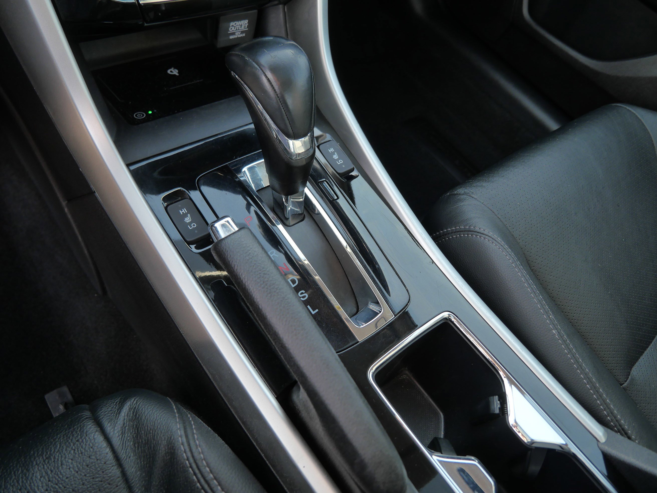 Used 2016 Honda Accord EX-L image 25