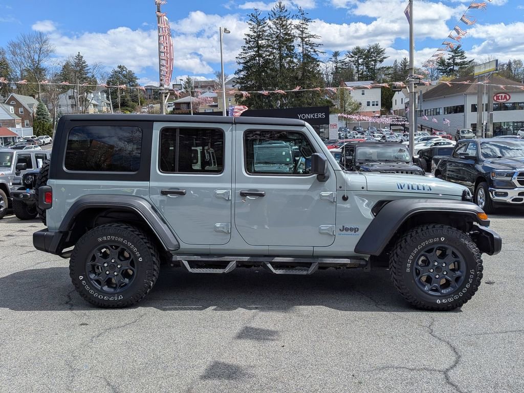 Used 2023 Jeep Wrangler Unlimited w/ Cold Weather Group AWD/4WD image 5