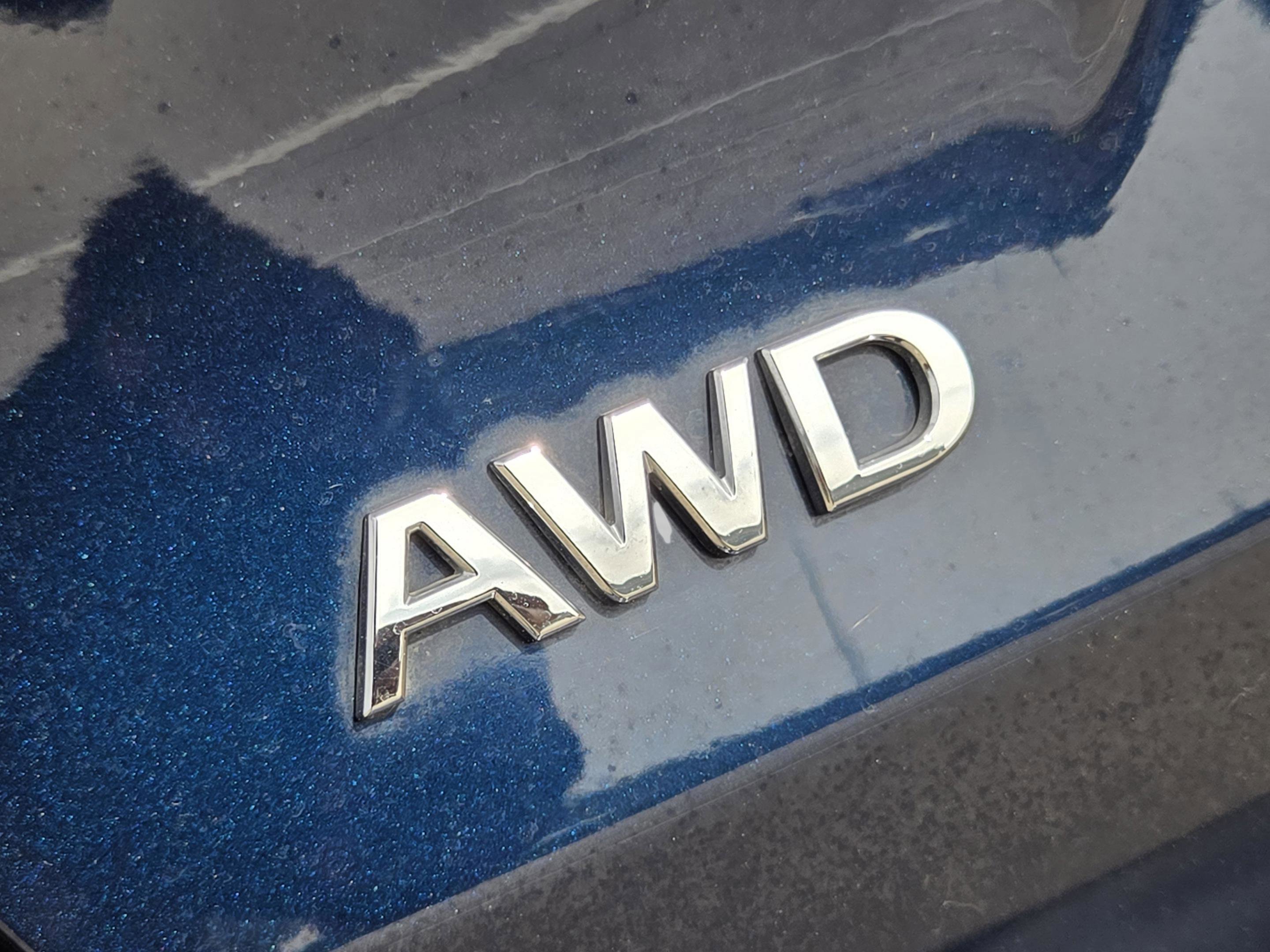 Used 2022 INFINITI QX50 Luxe AWD/4WD image 29