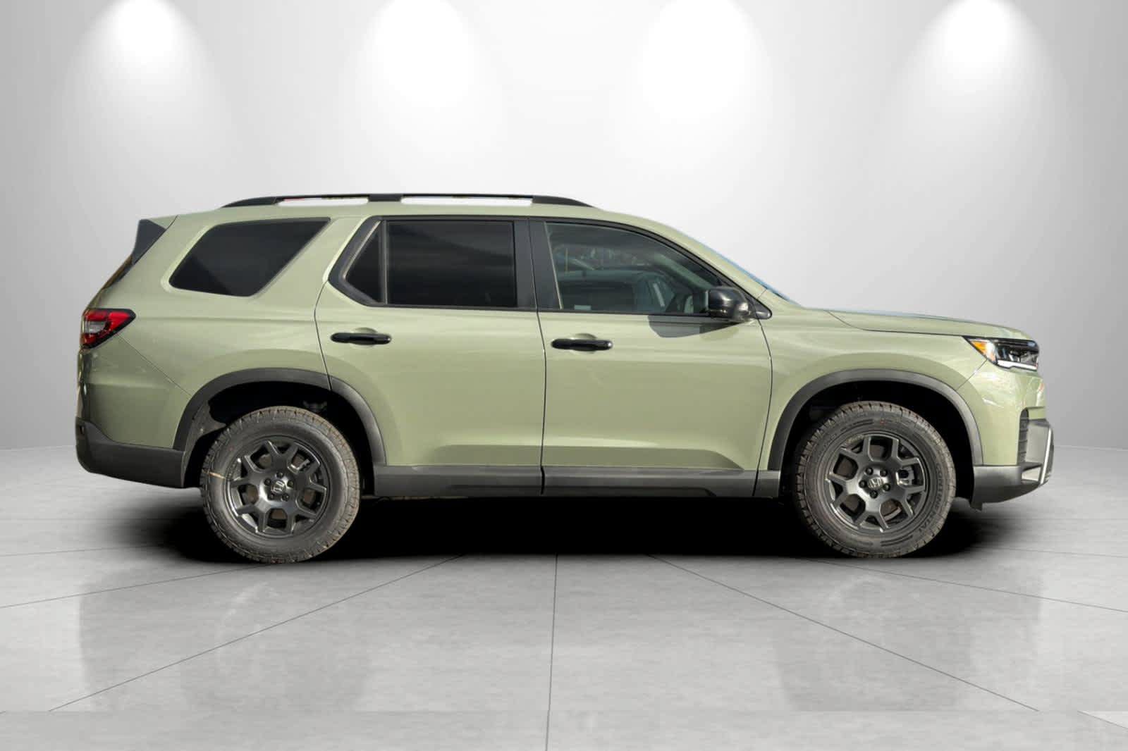 New 2026 Honda Pilot TrailSport image 6