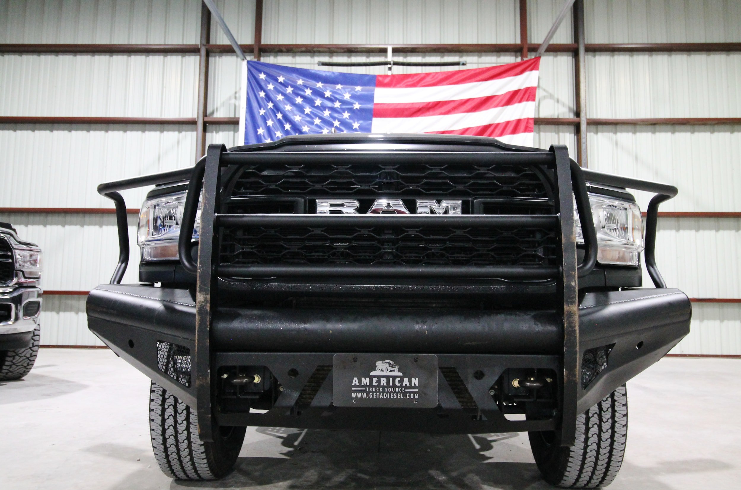 Used 2022 RAM 3500 Tradesman AWD/4WD image 2