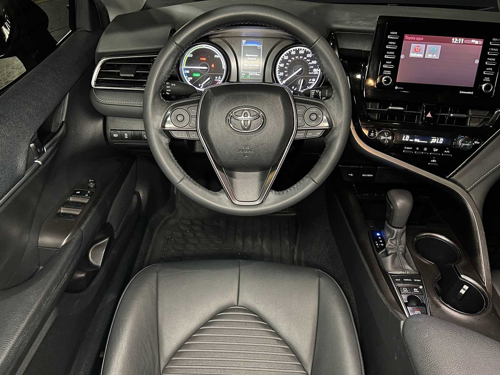 Used 2024 Toyota Camry SE FWD image 41