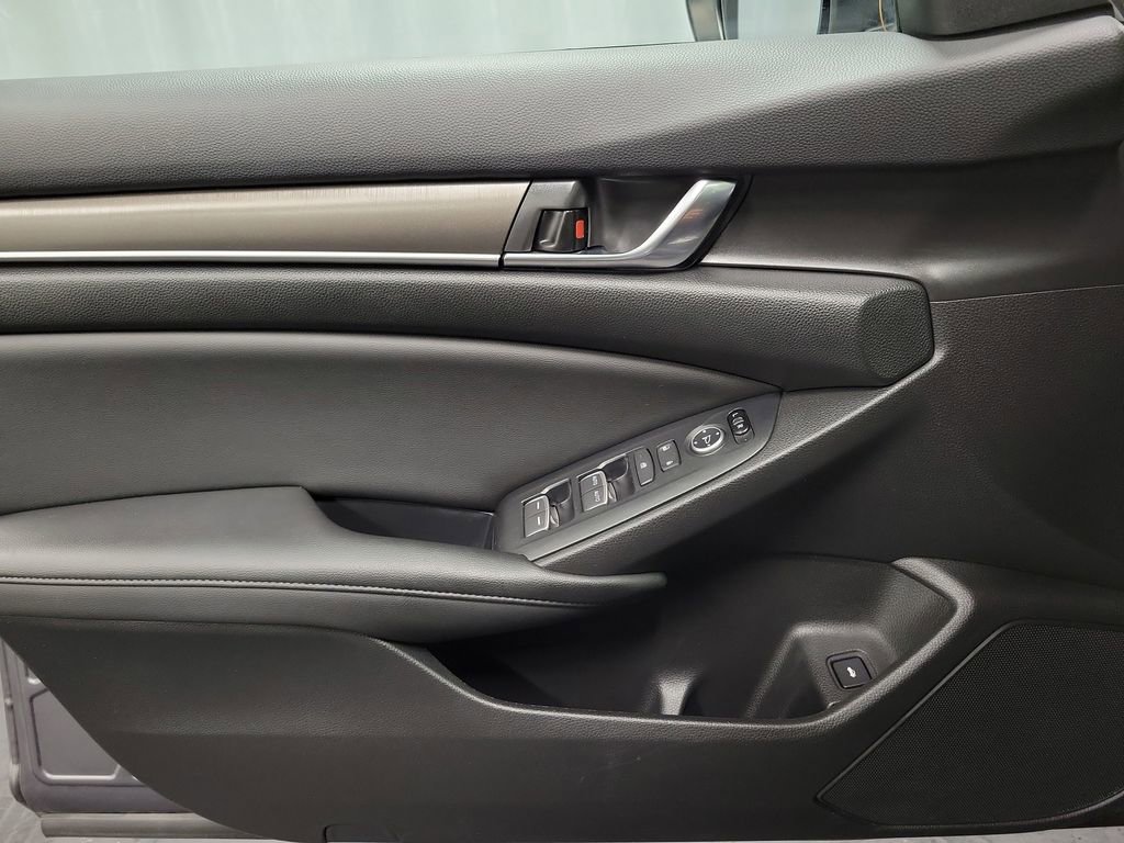 Used 2019 Honda Accord Base image 23