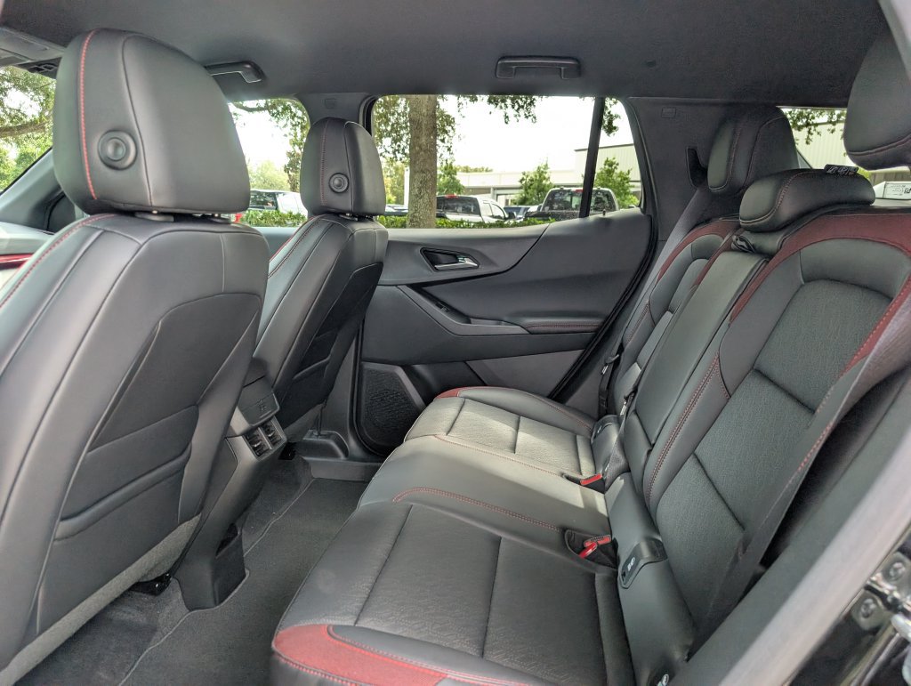 New 2027 Chevrolet Equinox RS FWD image 15