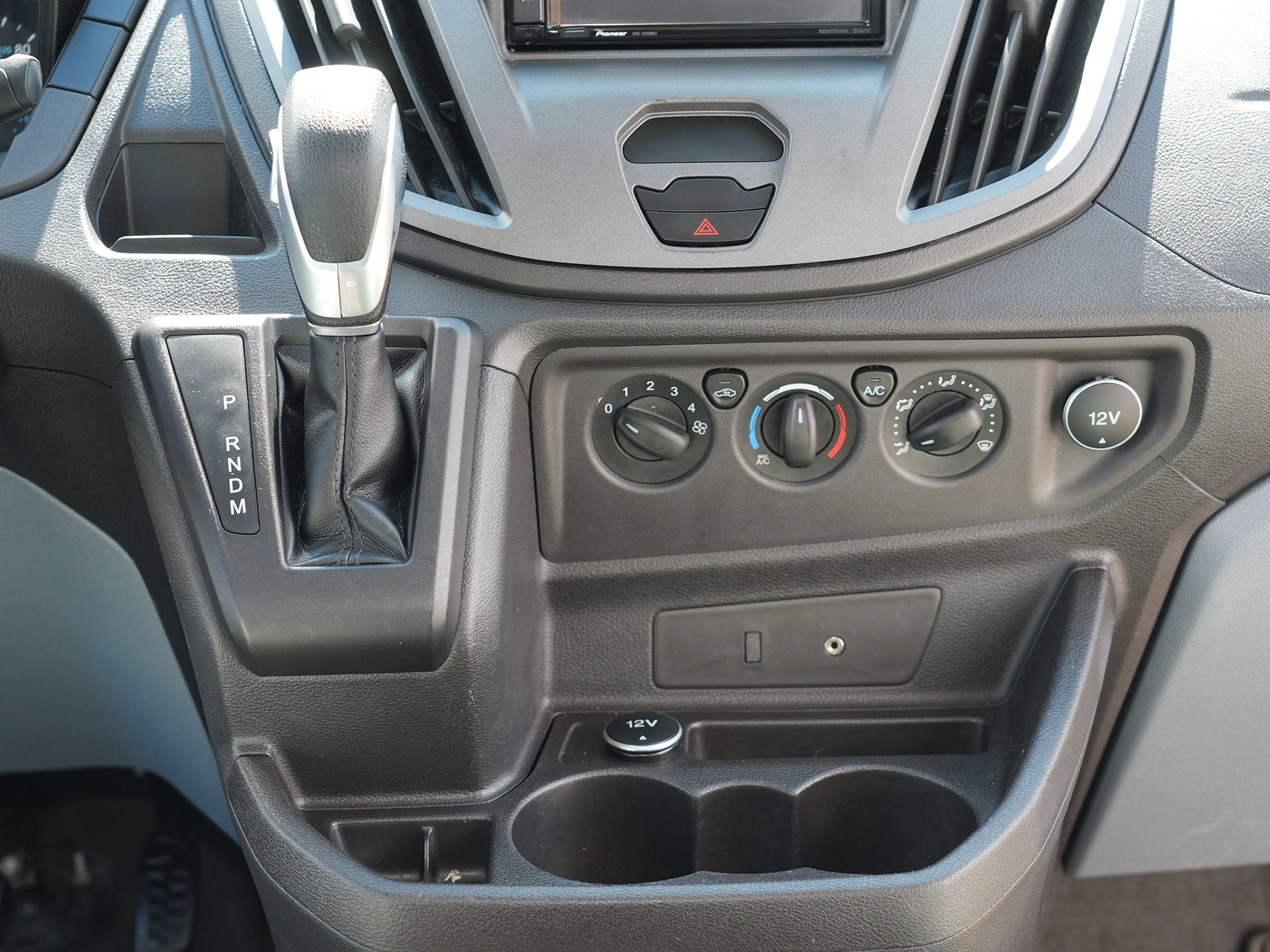 Used 2015 Ford Transit 350 XLT RWD image 30
