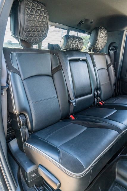 Used 2020 RAM 2500 Laramie w/ Night Edition image 40