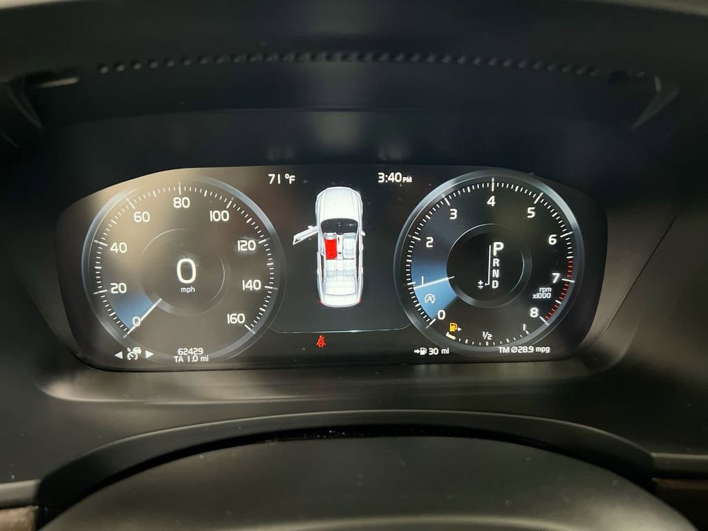 Used 2018 Volvo S90 T5 Momentum w/ Momentum Plus Package AWD/4WD image 12