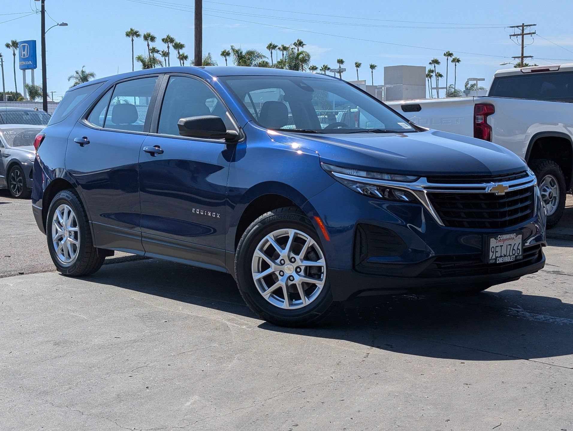 Certified 2022 Chevrolet Equinox LS FWD image 2