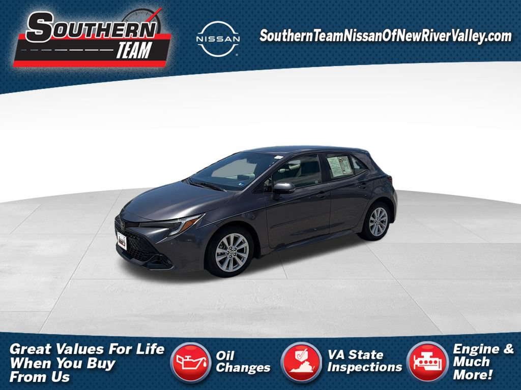 Used 2024 Toyota Corolla SE w/ SE Package