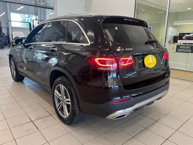 Used 2021 Mercedes-Benz GLC 300 4MATIC image 5