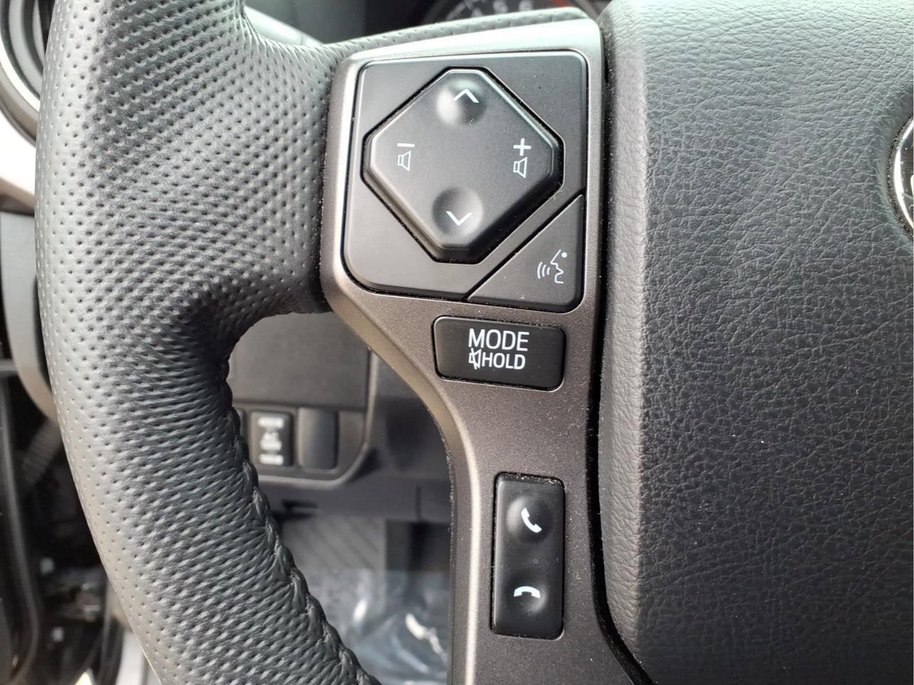 Used 2023 Toyota Tacoma TRD Sport w/ TRD Premium Sport Package AWD/4WD image 24