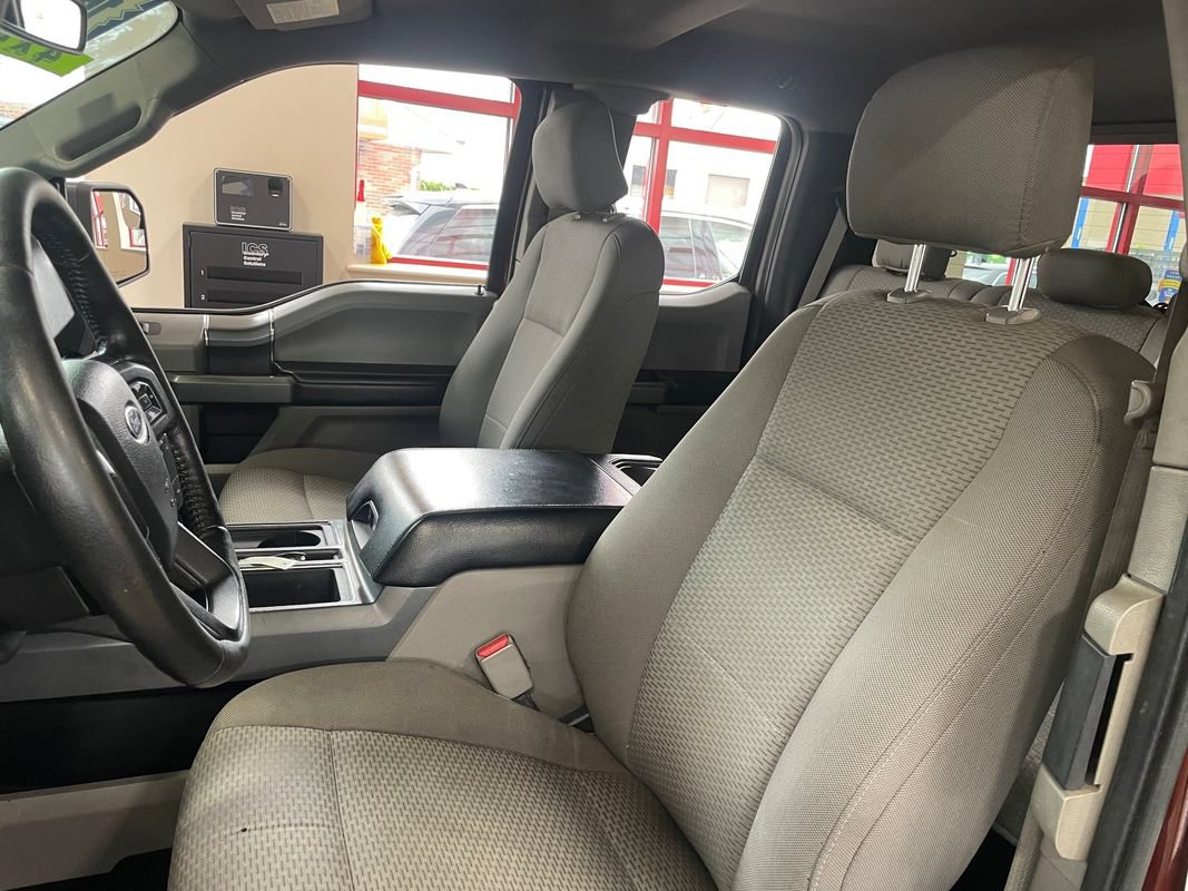 Used 2016 Ford F150 XLT w/ Equipment Group 302A Luxury AWD/4WD image 21