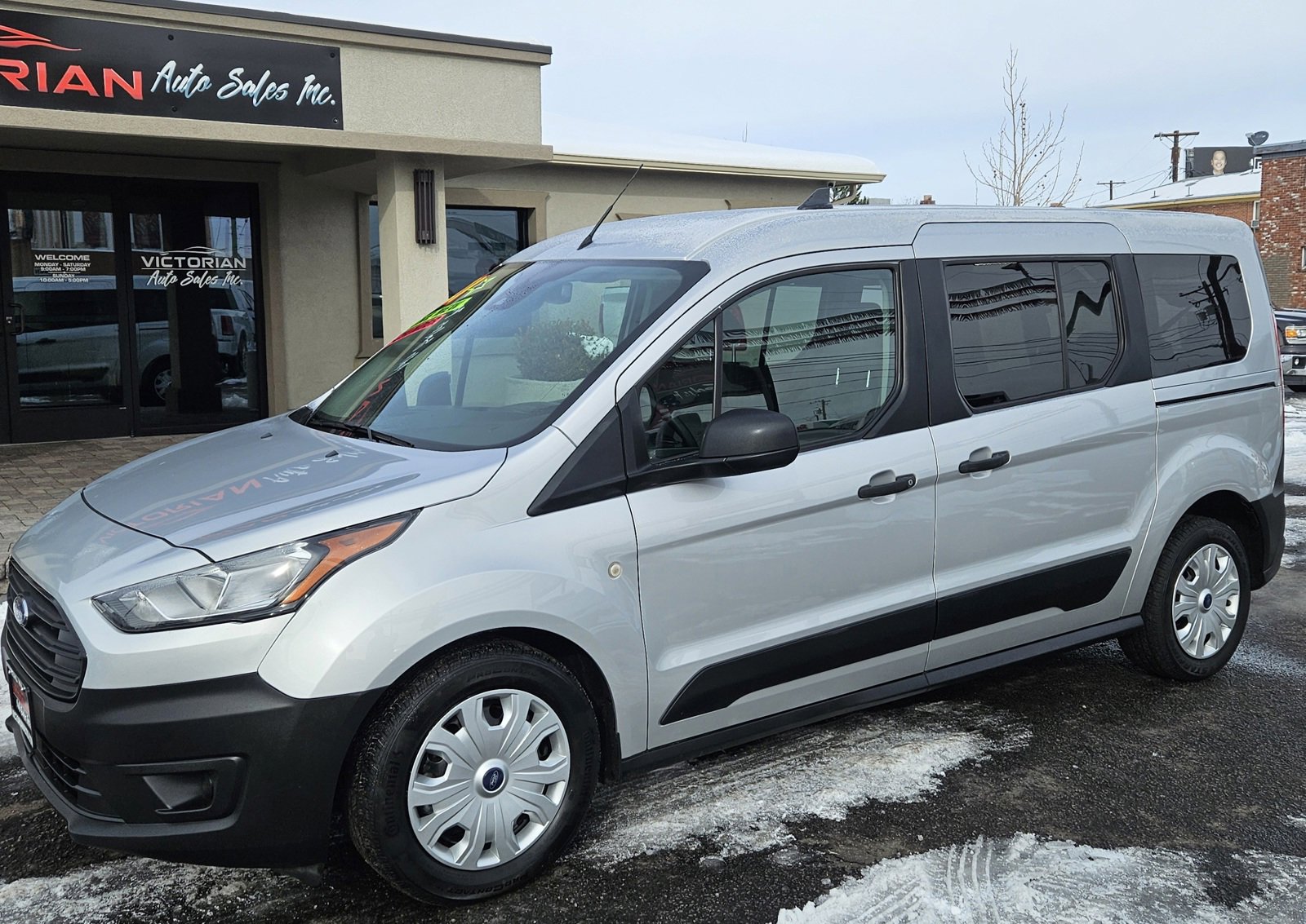 Used 2021 Ford Transit Connect XL FWD image 2