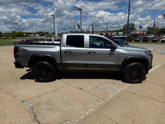 Used 2023 Chevrolet Colorado Trail Boss w/ Advanced Trailering Package AWD/4WD image 6