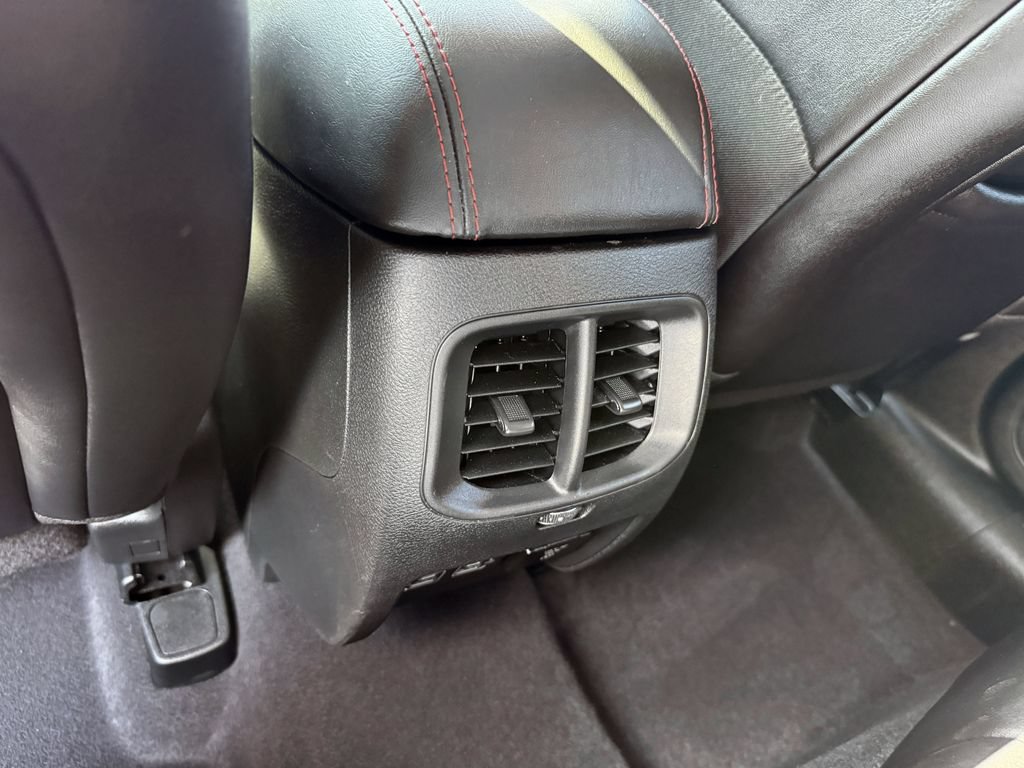 Used 2022 Jeep Cherokee Trailhawk w/ Premium Leather Package AWD/4WD image 35
