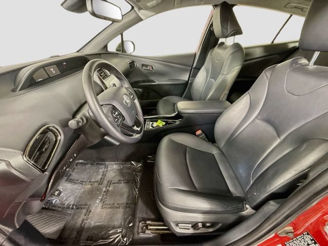 Certified 2021 Toyota Prius FWD image 22