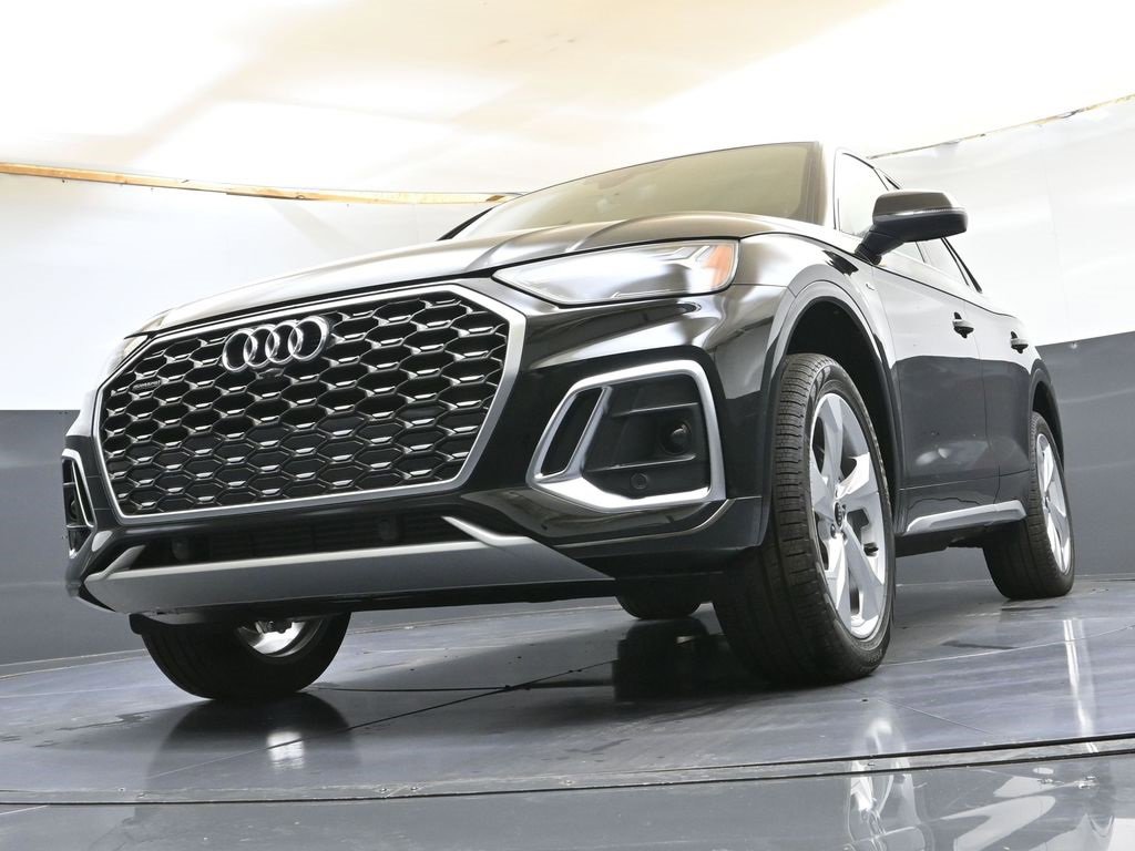 Certified 2025 Audi Q5 2.0T Premium Plus w/ Premium Plus Package image 36