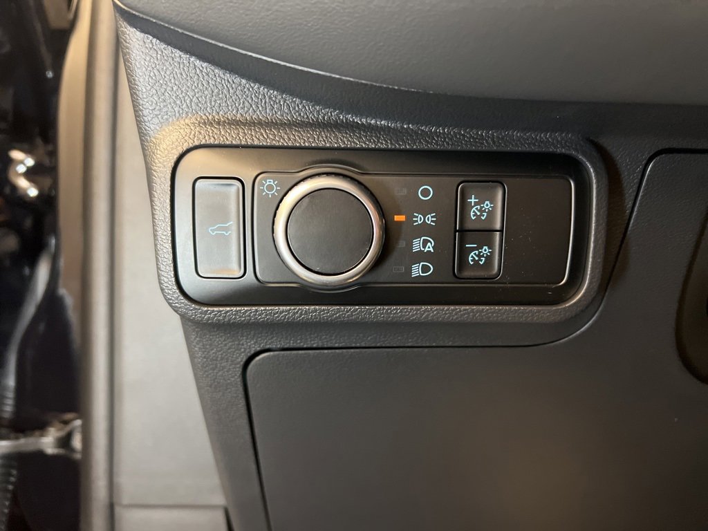 Used 2025 Ford Explorer Active image 22