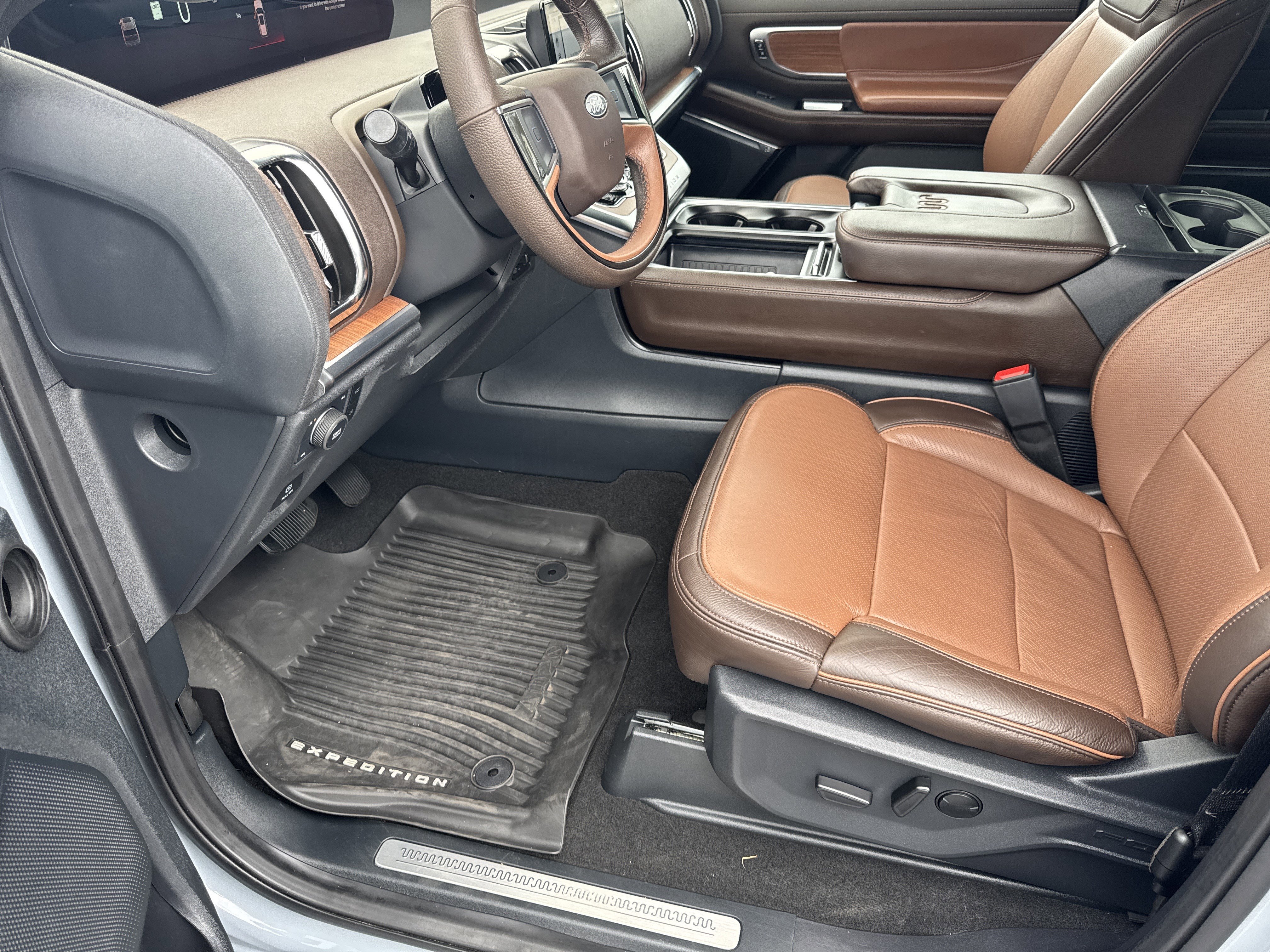 Certified 2025 Ford Expedition King Ranch image 9