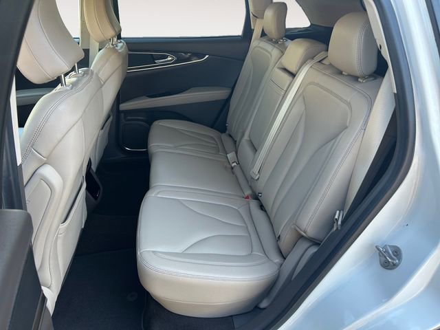 Used 2023 Lincoln Nautilus AWD w/ Premium Package image 13