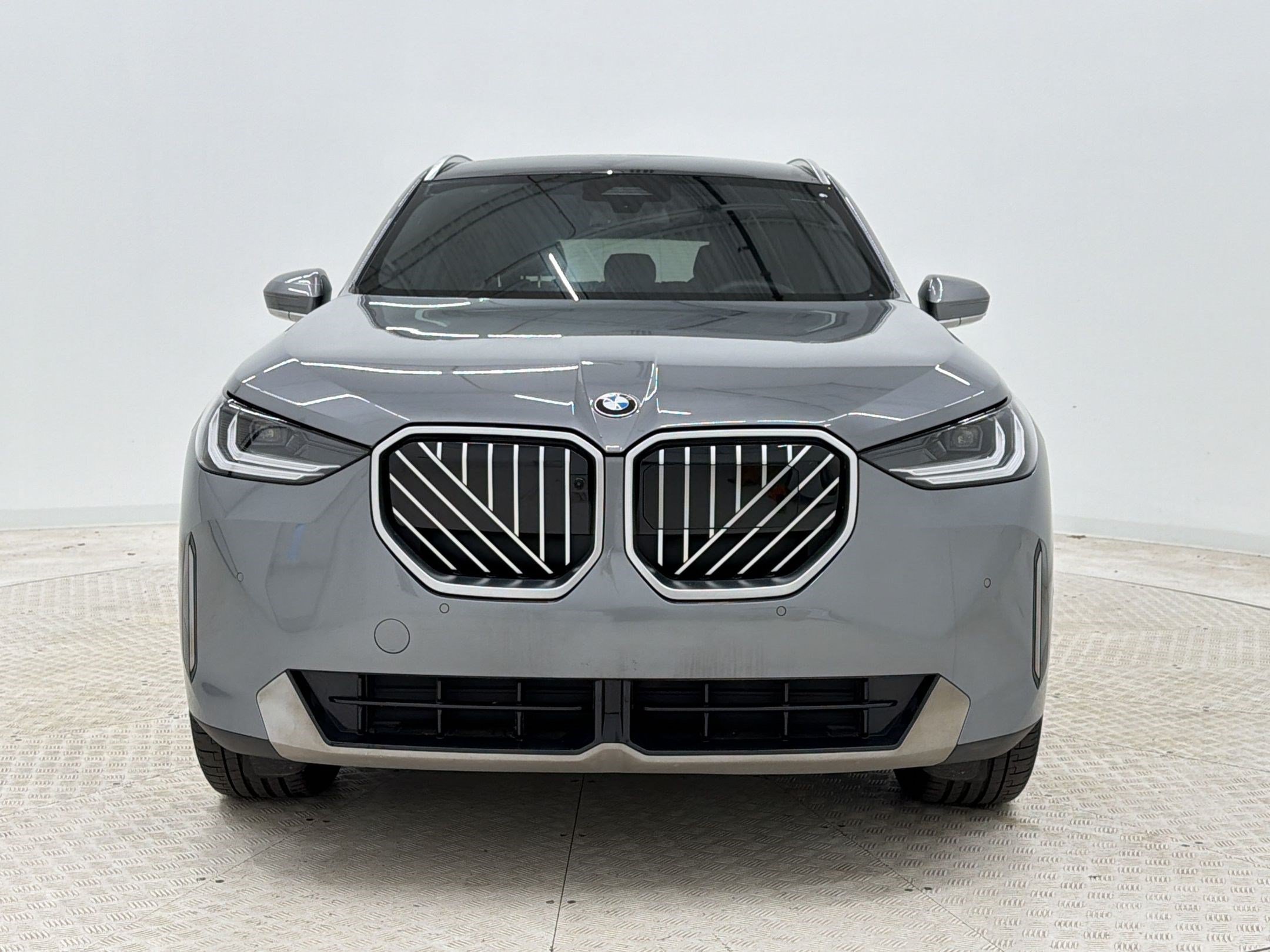 Used 2025 BMW X3 xDrive30i w/ Premium Package AWD/4WD image 6