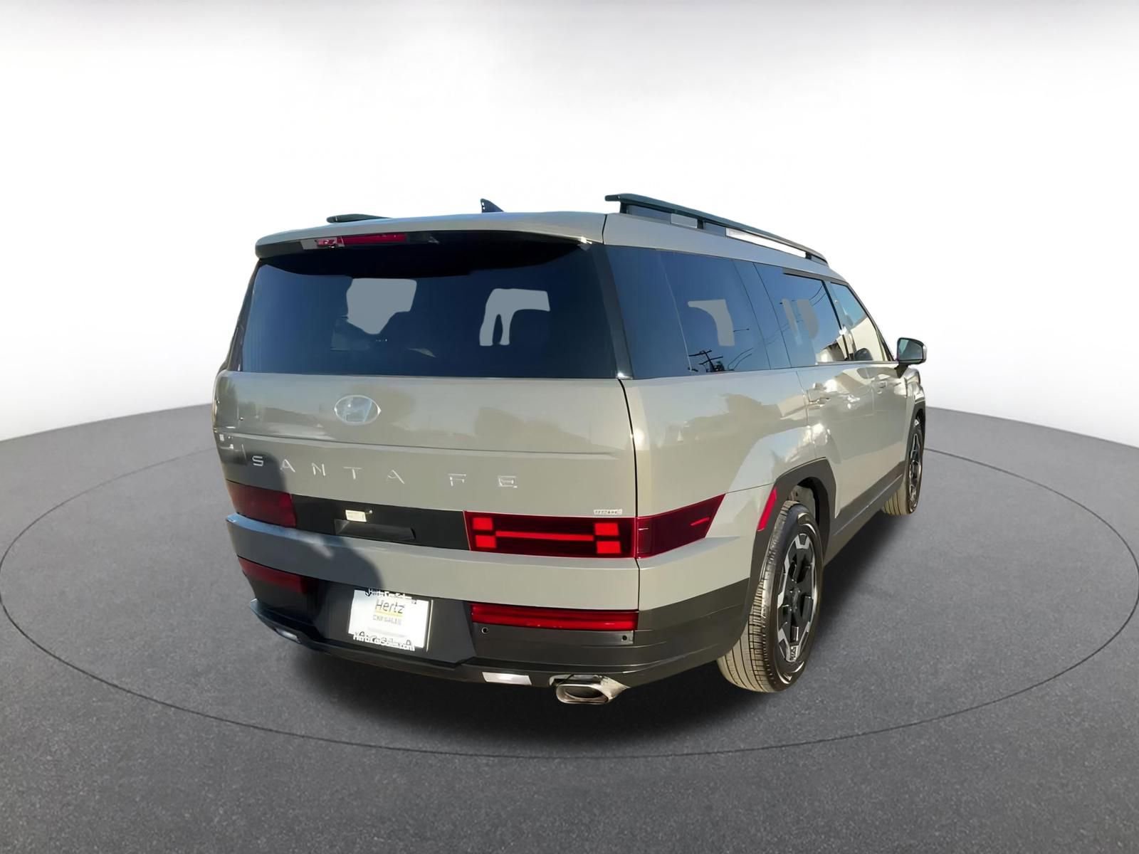 Used 2025 Hyundai Santa Fe SEL image 14