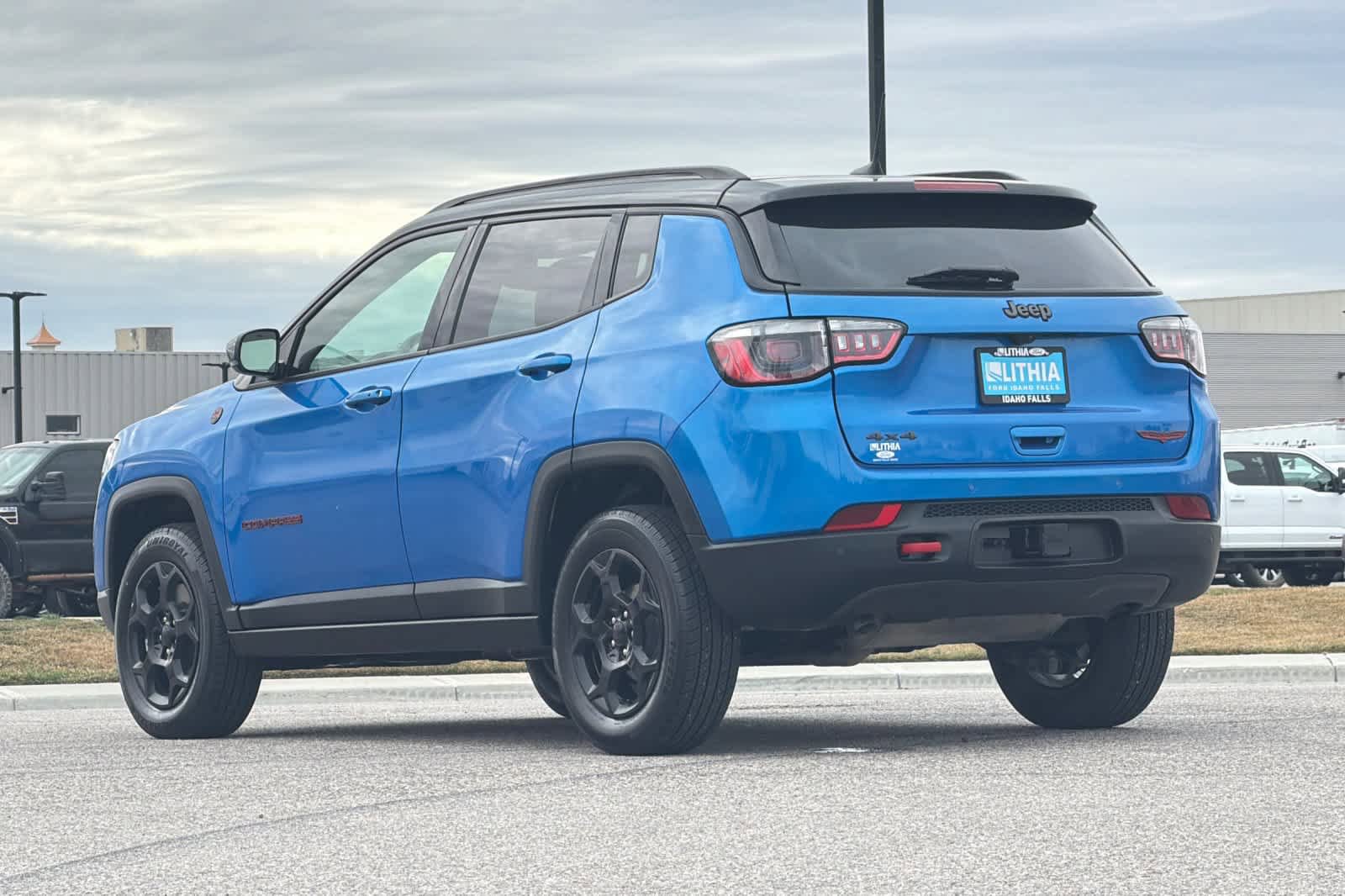 Used 2023 Jeep Compass Trailhawk w/ Trailer Tow Group image 6