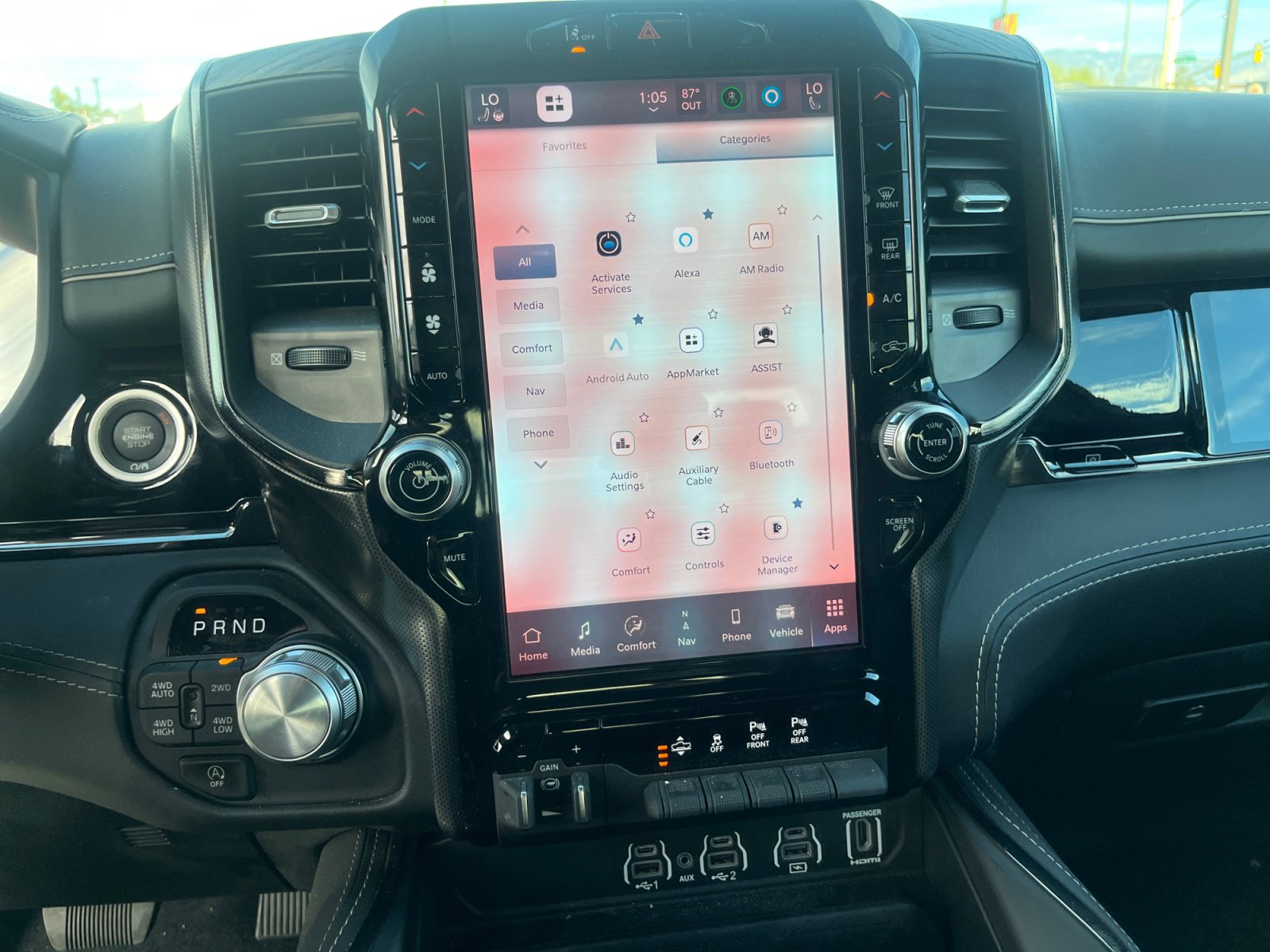 Used 2025 RAM 1500 Limited image 27