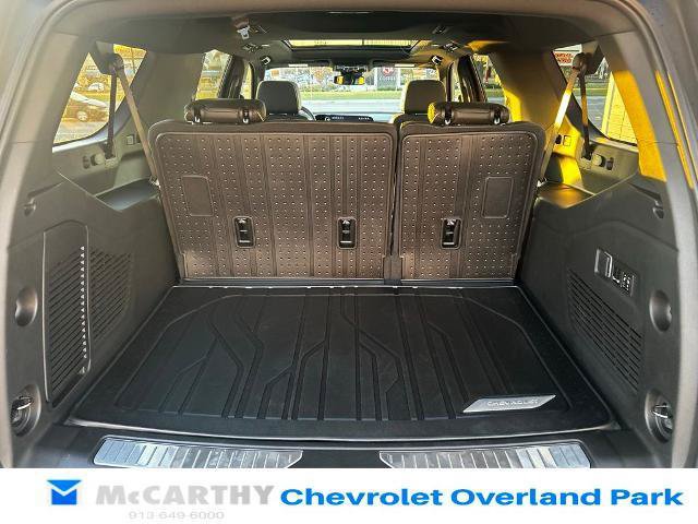 New 2026 Chevrolet Suburban Premier w/ Sun And Tow Package AWD/4WD image 22