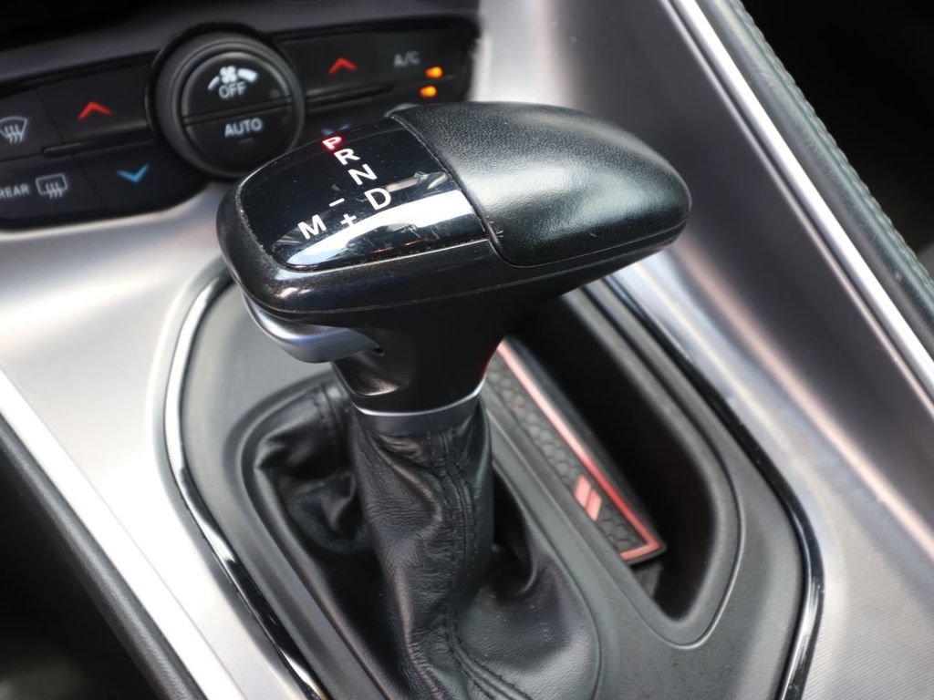 Used 2021 Dodge Challenger SXT w/ Driver Convenience Group RWD image 22