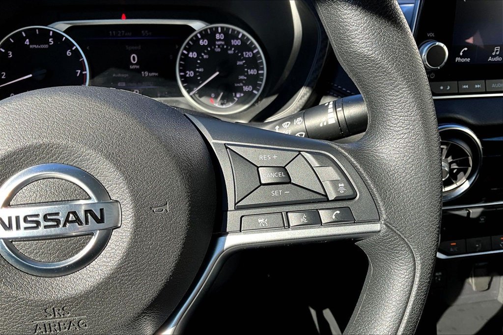Certified 2023 Nissan Sentra SV FWD image 12