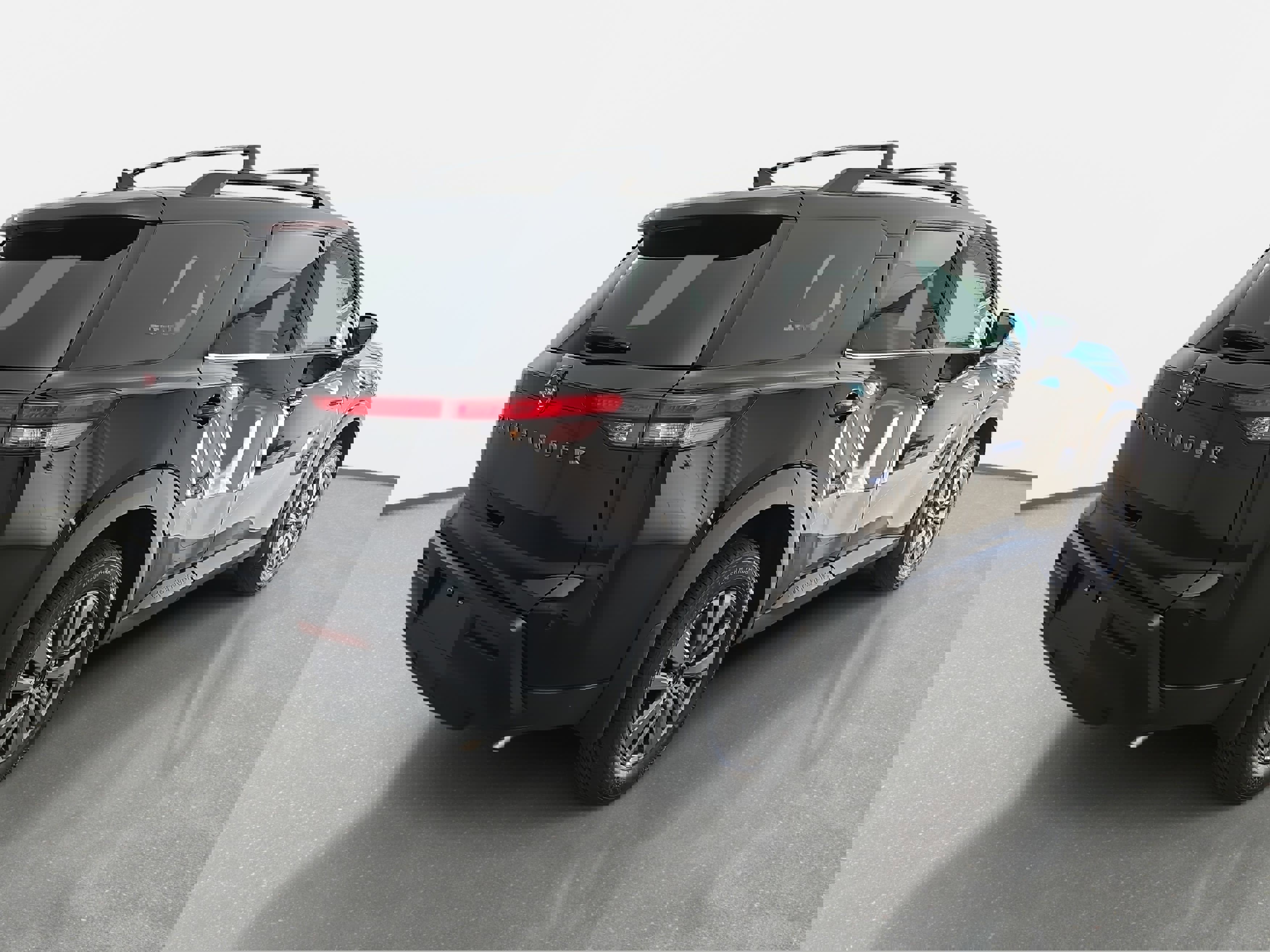 New 2026 Nissan Pathfinder SV image 5