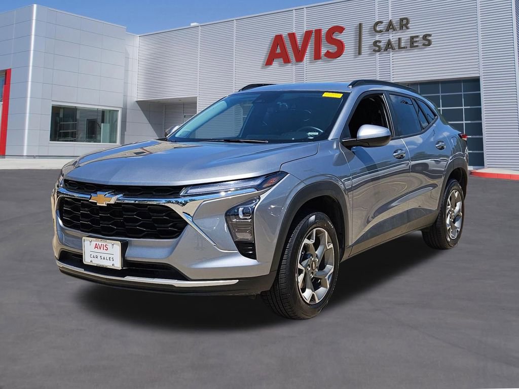 Used 2025 Chevrolet Trax LT w/ LT Convenience Package