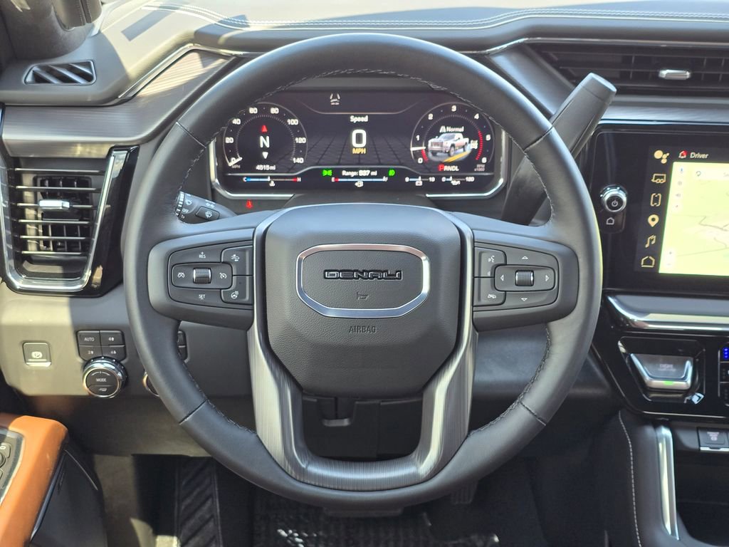 Used 2025 GMC Sierra 2500 Denali Ultimate image 5