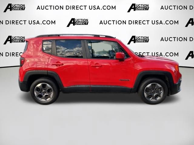 Used 2018 Jeep Renegade Latitude FWD image 21