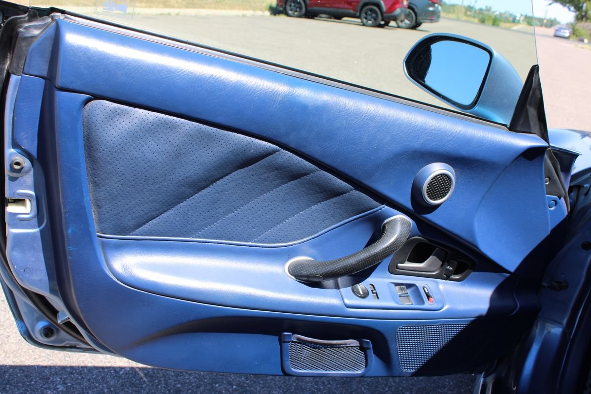 Used 2003 Honda S2000 image 10