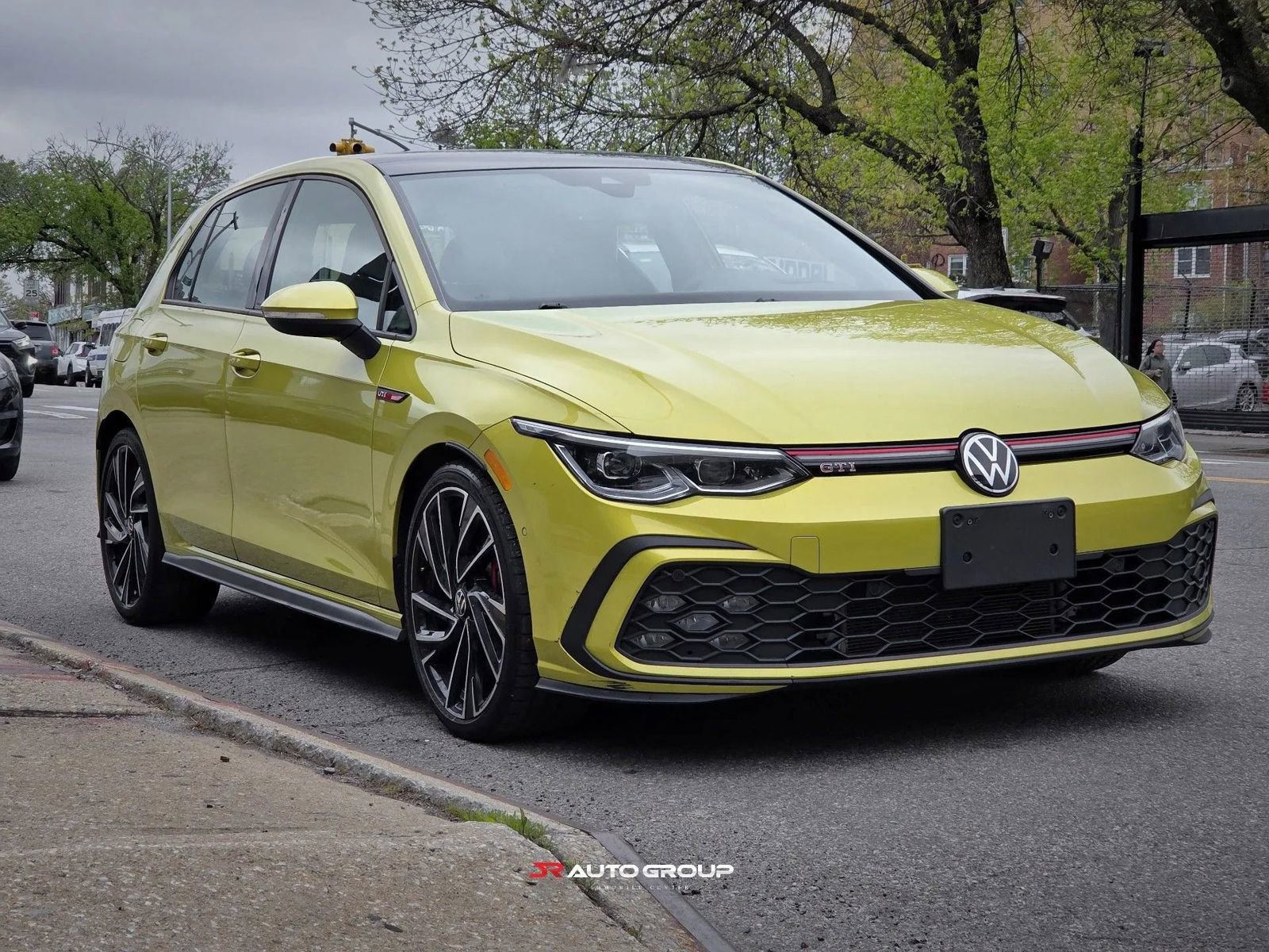 Used 2022 Volkswagen GTI Autobahn image 2