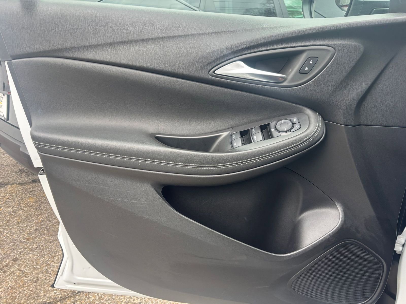 Used 2025 Buick Encore GX Preferred image 18