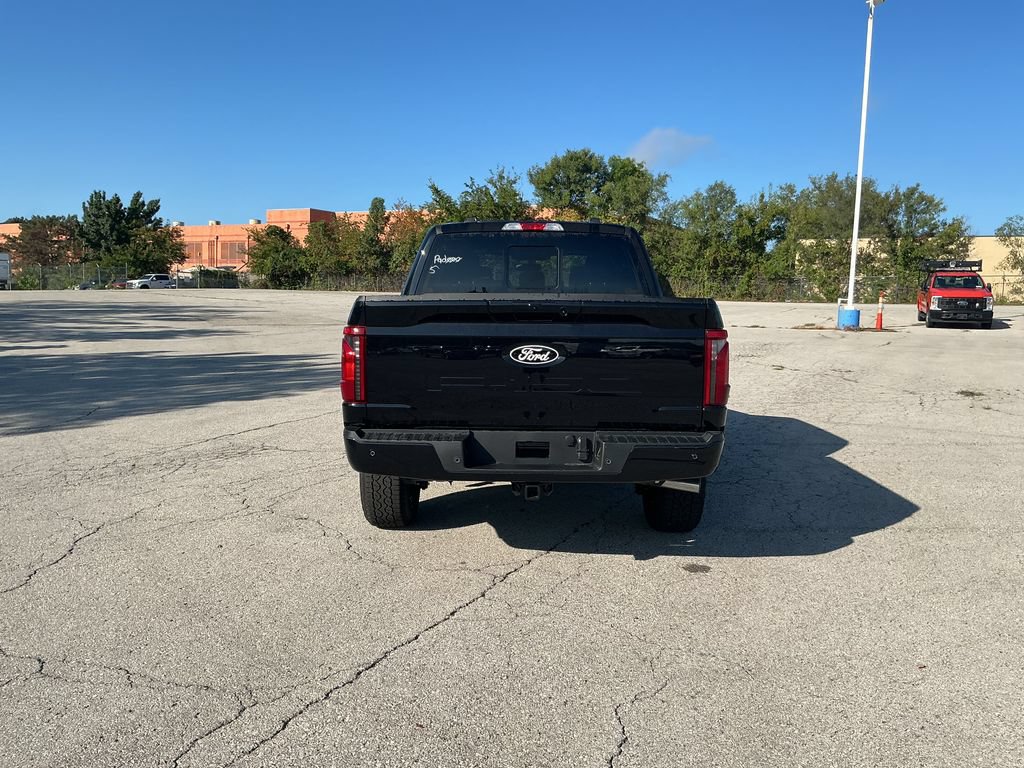 New 2026 Ford F150 XLT w/ Equipment Group 302A MID AWD/4WD image 4