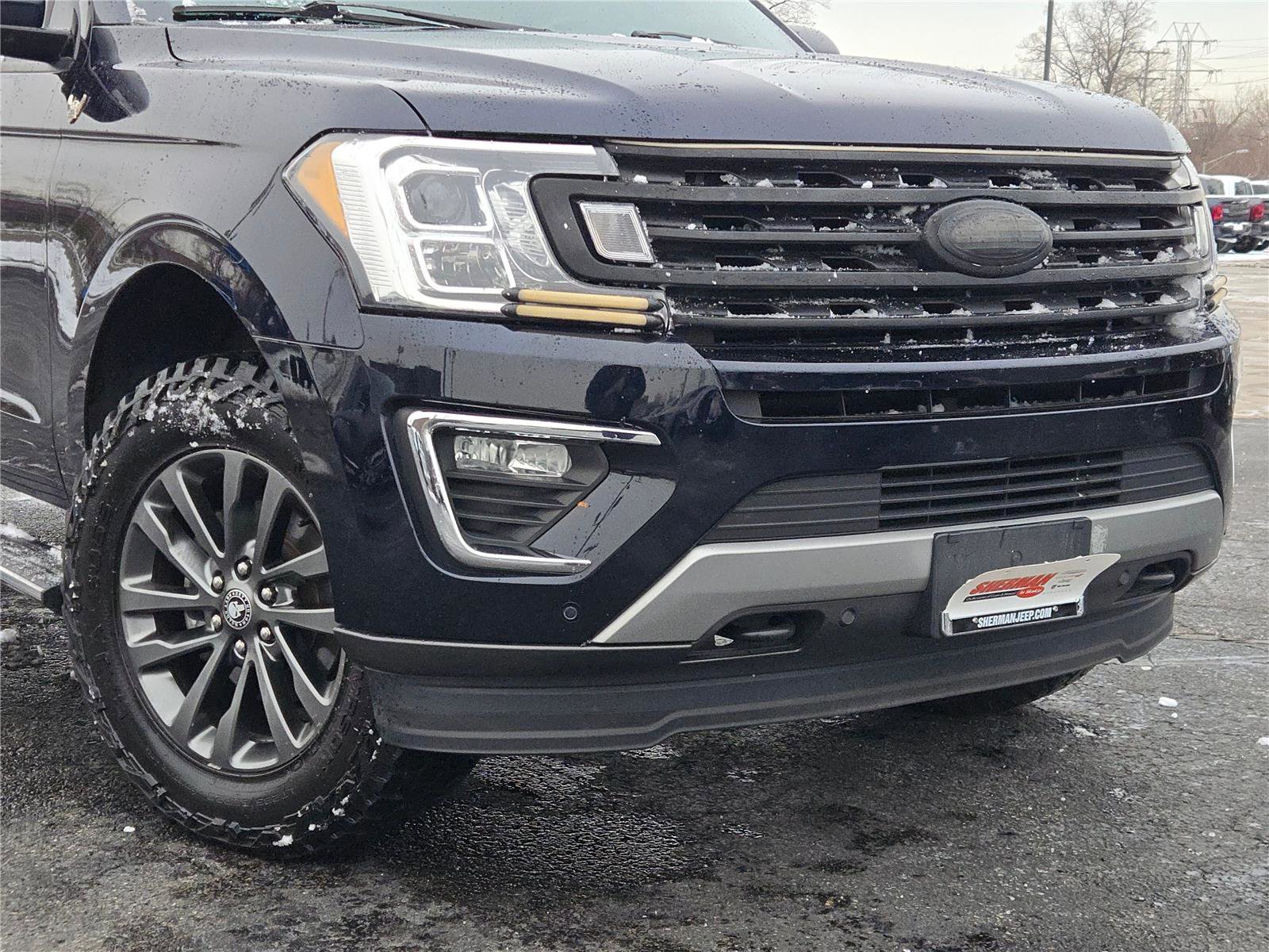 Used 2021 Ford Expedition Limited image 2