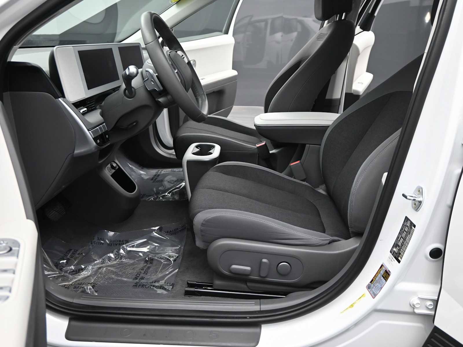 Used 2022 Hyundai Ioniq 5 SE w/ Cargo Package image 15