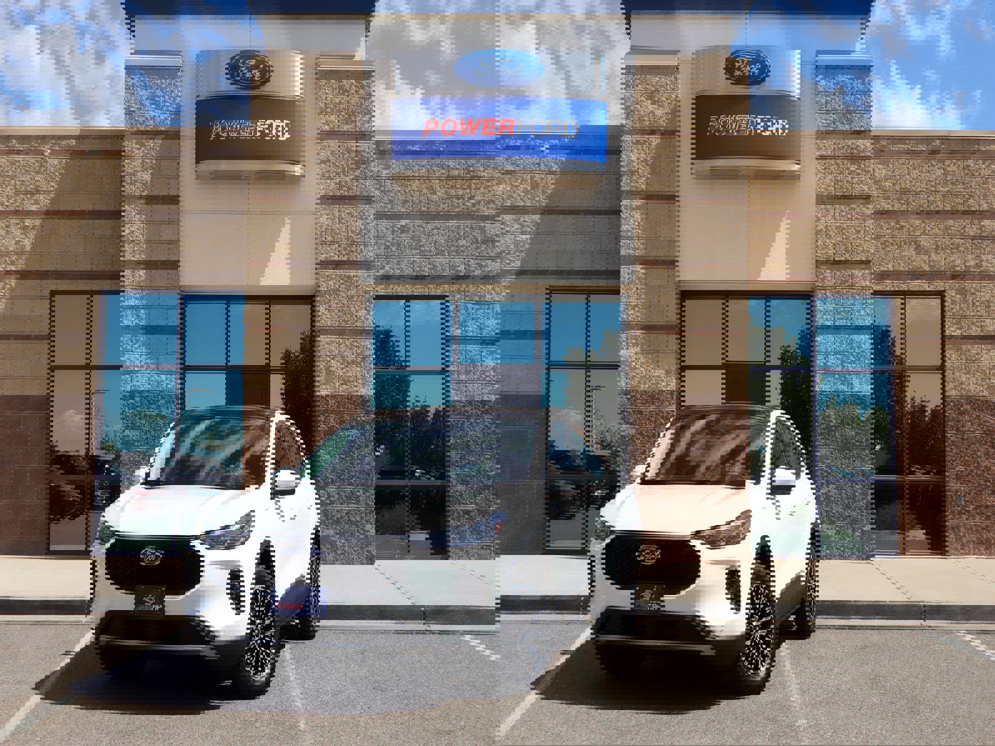 New 2025 Ford Escape SE w/ PHEV Premium Package image 2