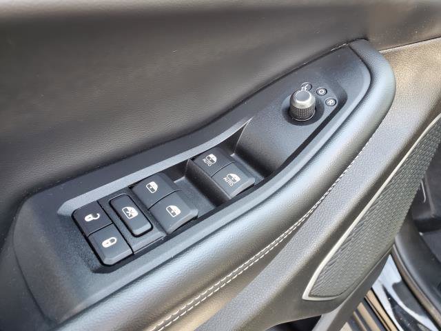 Used 2022 Jeep Grand Cherokee Altitude image 21