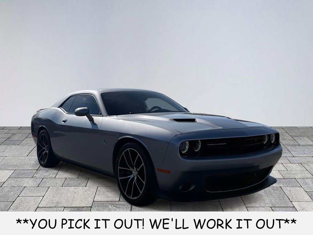 Used 2016 Dodge Challenger R/T Scat Pack image 1