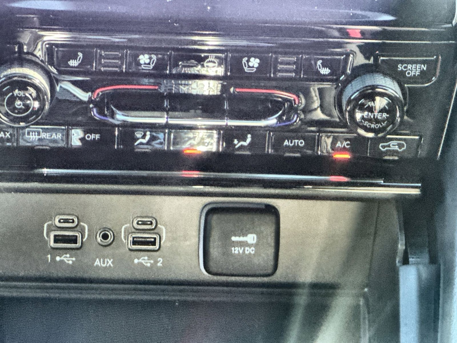 New 2025 Jeep Grand Cherokee Limited w/ Luxury Tech Group II image 20