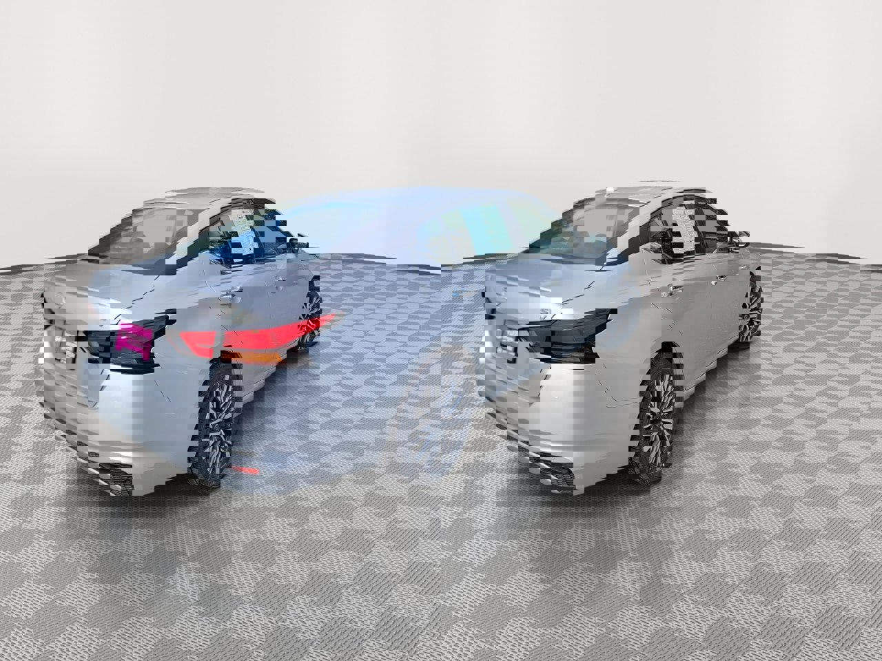 Used 2023 Nissan Altima 2.5 SV image 8