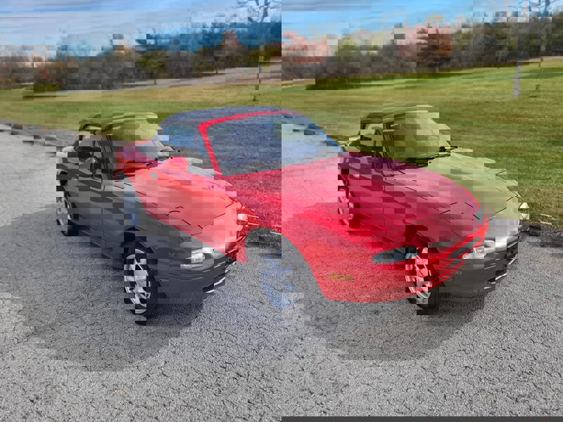 Used 1990 MAZDA MX-5 Miata image 4