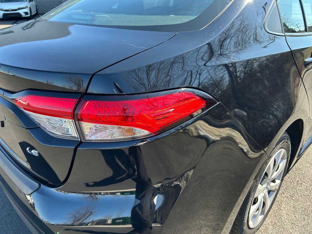 Used 2024 Toyota Corolla LE image 17