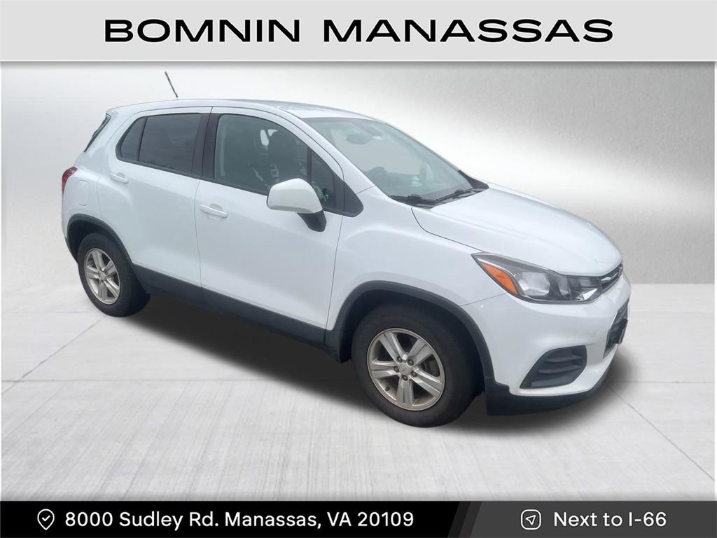 Used 2021 Chevrolet Trax LS w/ Tint and Cruise Package FWD image 4