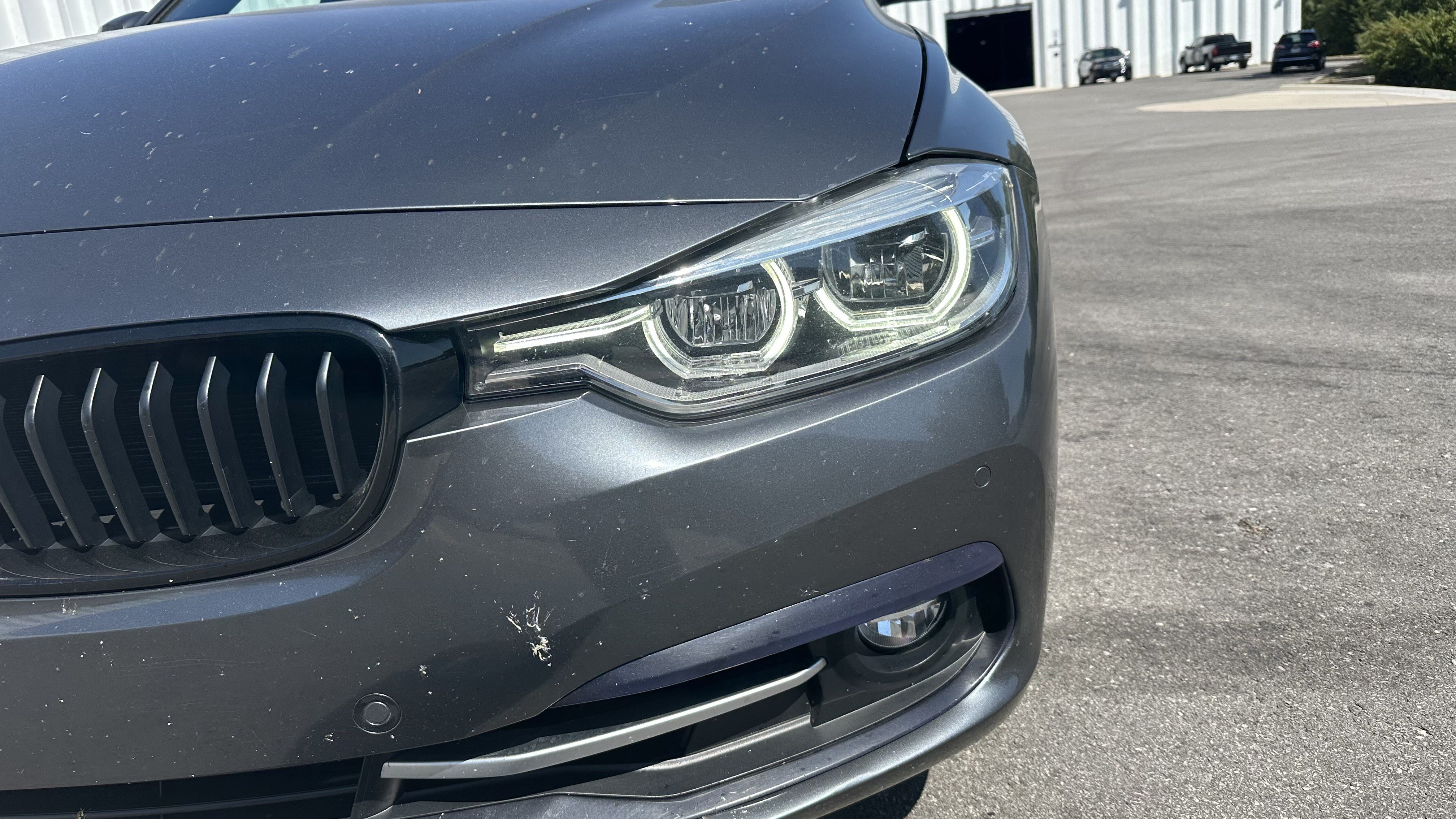 Used 2018 BMW 330i xDrive Sedan w/ Convenience Package AWD/4WD image 6